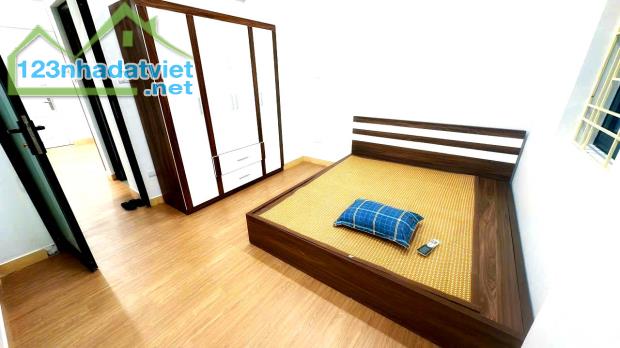 Giá Sốc CC P11 C chỉ 3,9 tỷ  2 PN – 60 m2 , Nam Trung Yên – Cầu Giấy – Sổ đỏ két.