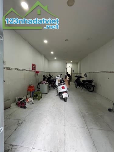 NHÀ ĐẸP - HẺM XE HƠI 2 MẶT TIỀN HẺM 4M VÀ 5M - NGUYỄN TIỂU LA - 5 TẦNG BTCT CHẮC CHẮN - - 4