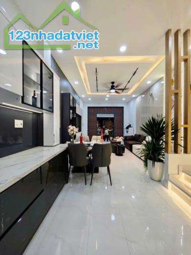 Nhà siêu đẹp - thiết kế hiện đại . 38M2 - lý thái tổ - tặng toàn bộ nội thất - NGANG 4M - - 2