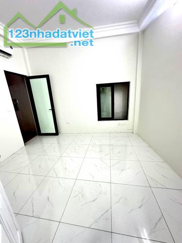 Bán nhà Kim Mã, Ba Đình 40m2 5 tầng ôtô đỗ cổng 5.15 tỷ full nội thất - 3