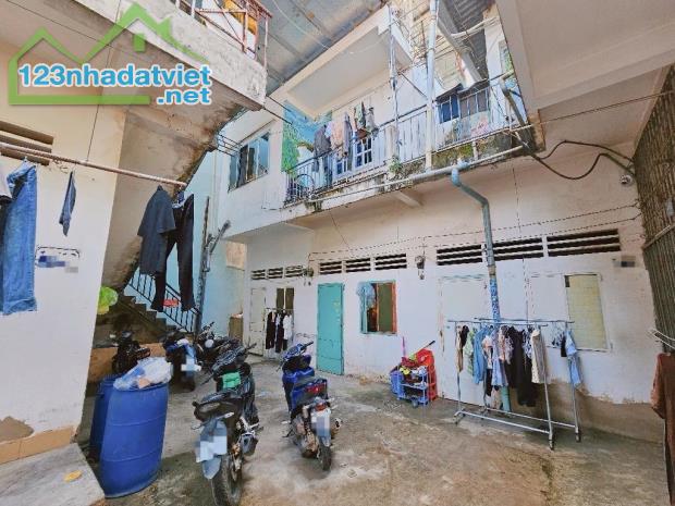 Bán Đất Tặng Nhà Cấp 4 Tại Linh Trung, DT 170M2, Chỉ 9,5 Tỷ - Cơ Hội Vàng Đầu Tư! - 1