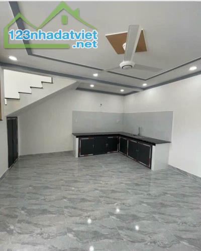 Trệt Lửng, 40m2, full thổ cư, 2 tỷ 130 còn thương lượng !!! - 1