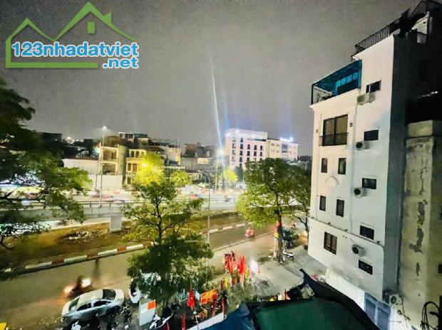 💥BÁN NHANH. HIẾM. VIEW PHỐ, NGÕ Ô TÔ. 3 BƯỚC RA TRẦN KHÁT TRÂN. 32M X 4T nhỉnh 6 tỷ.