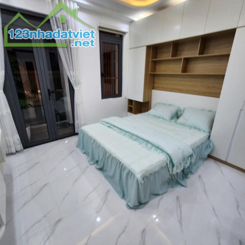 Bán nhà- Nguyễn Thị Thập - Quận 7 -  Hẻm ô tô - 33m2 - nhỉnh 6.x tỷ TL - 2