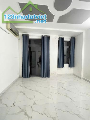 Nhà 2 tầng (4.5x13m) Hẻm 6m Tân Thới Hiệp 21, Quận 12 Giá rẻ 3.67 tỷ - 1