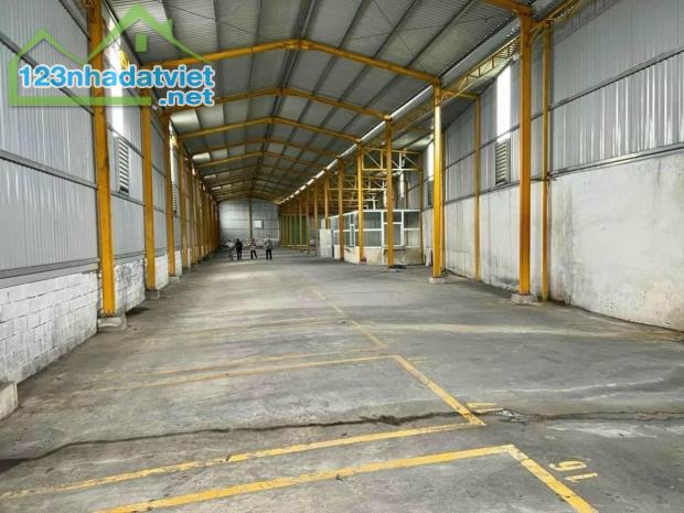 CHO THUÊ KHO 1700M2 MẶT TIỀN ĐƯỜNG VÕ NGUYÊN GIÁP - 2