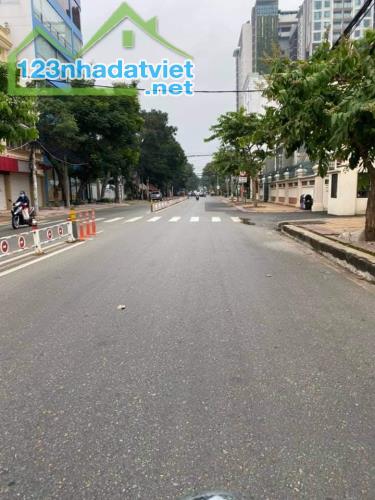 BÁN ĐẤT THỔ CƯ VỊ TRÍ VÀNG THẢO ĐIÊN, Q.2, HỒ CHÍ MINH - 116M2 - 21.0 TỶ - SỔ ĐỎ