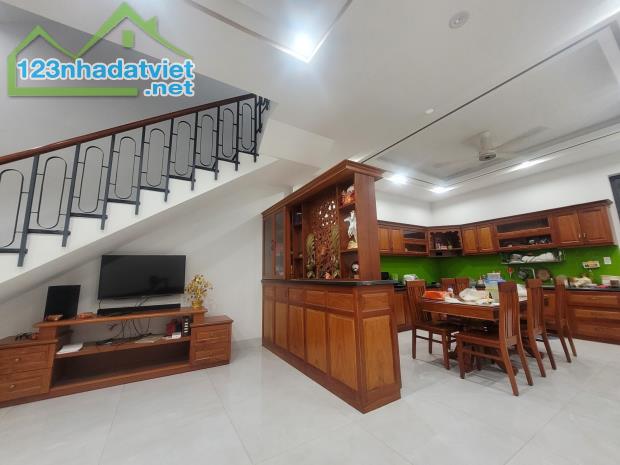 NHÀ TRƯƠNG VĂN THÀNH, HẺM 8M, 130M2, NGANG 5M, 3 TẦNG, 4PN, NHÀ ĐẸP LUNG LINH, CHỈ 11.2 TỶ - 1