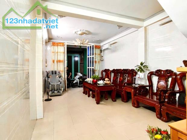 Bán nhà Lò Siêu- P8- VIP QUẬN 11 chỉ 6 tỷ xx