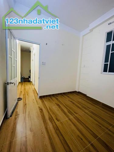 💥🏠Gấp bán, Sát mặt tiền, Cạnh Chợ Bình Tây, Q6, 31m2, 4tầng, 4PN, nở hậu, nhỉnh 3 tỷ xíu - 4