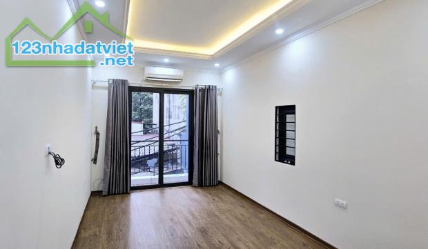 Bán nhà mặt ngõ kinh doanh 151 Nguyễn Đức Cảnh (Cạnh Momota), 40m2x6T mới, ngõ 3 gác giá 7 - 3