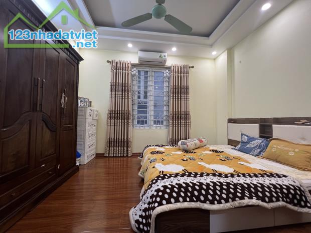 Bán nhà mặt ngõ kinh doanh 108 Lò Đúc, 45m2x6T nhà dân xây khung cột, 6 phòng ngủ giá 10.5 - 3