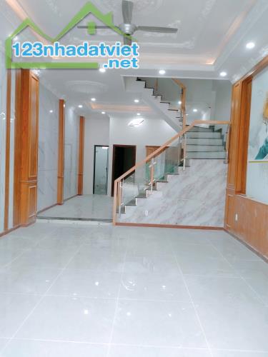 bán nhà mới 100m2 sổ riêng thổ cư phường hoá an tp biên hoà - 1