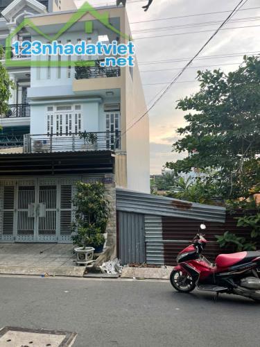 Lô đất (5x30m) Đường 12m sạch đẹp Dương Thị Mười, Quận 12, giá rẻ 5.5 tỷ