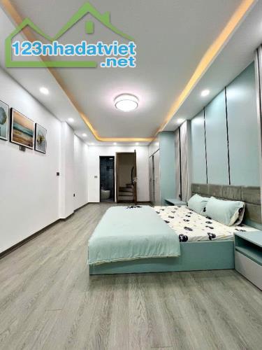 Nhà Đẹp Định Công - Phương Liệt , DT:33m2 ,Giá hơn 5tỷ , 30m ra oto tránh - 3