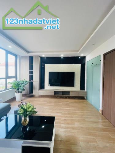 Bán nhà An Dương Vương-DT 63 m2 x 6 tầng.MT 4.8m.Ô TÔ 4 CHỖ VÀO NHÀ-6 TẦNG THANG MÁY.