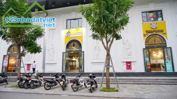 Bán Shophouse The Emerald Mỹ Đình 171,8m2 dòng tiền 65tr/th, sổ vĩnh viễn - 2