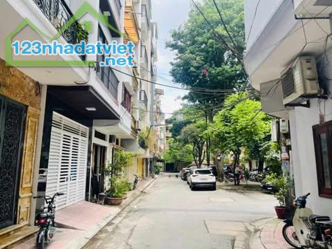 ĐẲNG CẤP, KHU PHÂN LÔ HỒNG HÀ - BA ĐÌNH, ÔTÔ TRÁNH, VỈA HÈ: 35M, 5T, GIÁ 10.5 TỶ - 4