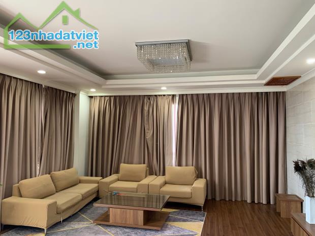 HIẾM CÓ! Royal City căn góc 3 PN diện tích 131M full nội thất vào ở ngay hơn 12 tỷ - 1