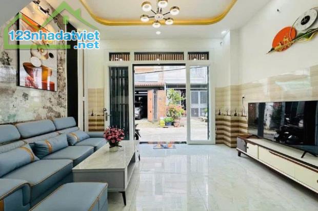 Bán nhà hẻm 6m, Phan Huy Ích, Gò Vấp, 4.2m x 9m, 38 m², nhà đẹp - Giá 4.28 tỷ TL - 1