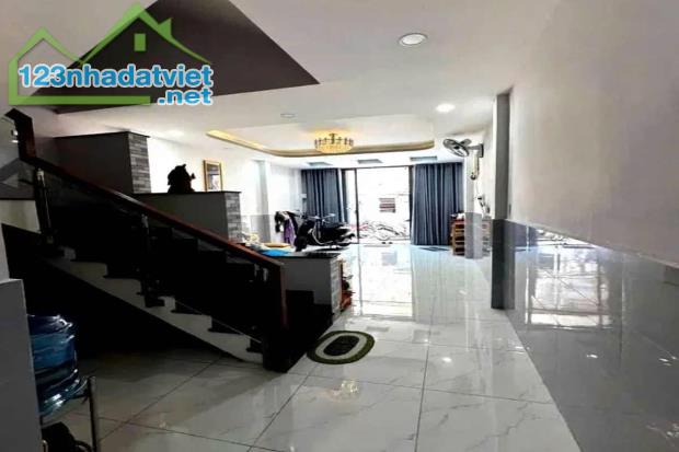 Bán nhà hẻm xe hơi, Hồ Đắc Di, Tân Phú, 4m x 11m, 44 m², nhà đẹp - Giá 5.5 tỷ TL - 2