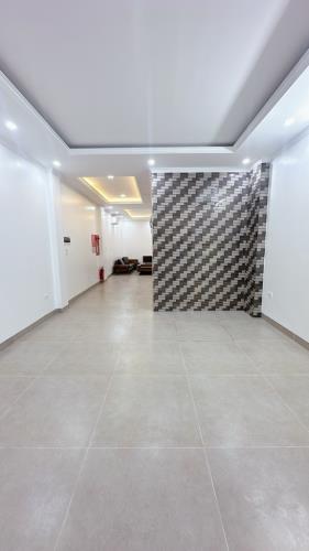 BÁN NHÀ CẦU GIẤY, VỈA HÈ – THANG MÁY - Ô TÔ TRÁNH, KD ĐA DẠNG, 65,5 M2, GIÁ 25,5 TỶ - 1