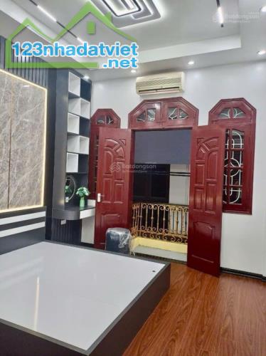 Duy nhất 1 căn tại Quận Thanh Xuân, mặt ngõ ô tô tránh, kinh doanh sầm uất 39m2 x5T, chỉ