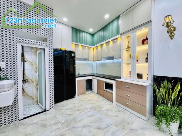 Bán gấp căn Bà Hom, Phường 13, Quận 6, Giá 2.64 tỷ, Diện tích 62.5m2, Sổ sẵn - 2