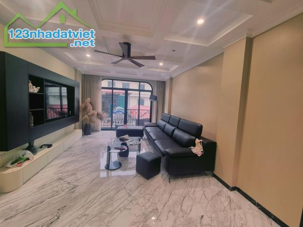 Bán nhà Hào Nam, Đống Đa 53m2x7T Mt:4.1m Kinh doanh đỉnh, view Hồ đẹp hơn 21 tỷ - 1