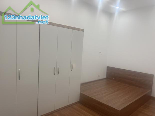 Bán nhà Phú Mỹ - 40m2 - Giá 8.4 Tỷ - 3