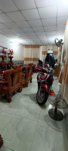 căn nhà 2 mặt tiền hẽm , ô tô vào nhà 95m2 đường Hoàng Hữu Nam, Long Thạnh Mỹ , Quận 9 . - 2