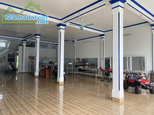 Bán nhà mặt đường Đông Hưng, Thái Bình, Diện tích sổ 200m2,kinh doanh hợp lý