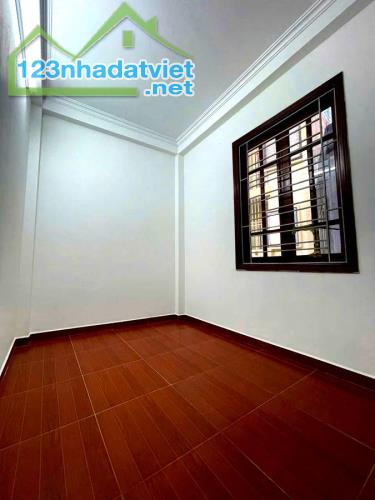 Bán Nhà  Hà Trì 4 DT 41m2  4 Tầng Cách  Ô Tô Tránh 13m  6.25 tỷ