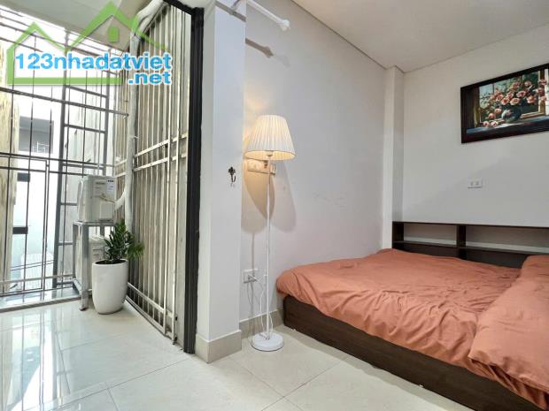 Bán Chung Cư MiNi Mễ Trì, 8 tầng mới,  ngõ thông, DT 57m2, Giá 10.4 tỷ - 5