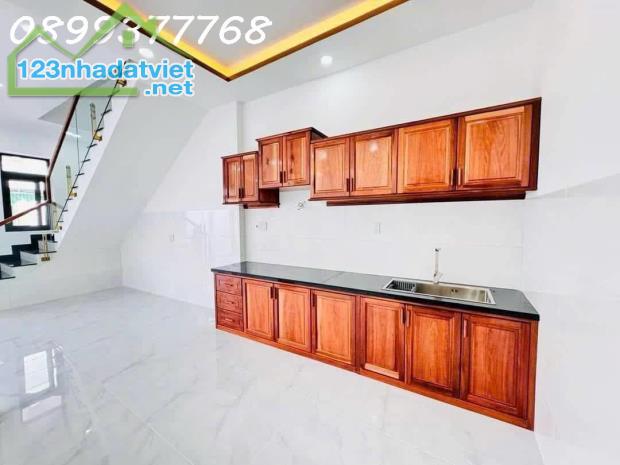 Bán nhà mới xây 2 tầng hẻm ô tô đường Lương Định Của Nha Trang - 2