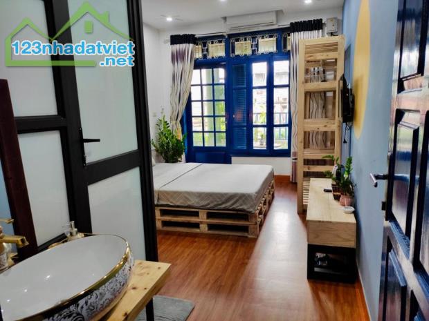 MBKD Phố Hàng Bạc, 130m2 x 3T, 10 phòng khép kín phù hợp homestay, khách sạn mini.