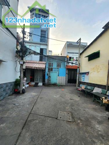 Bán nhà giá tốt, hẻm ô tô Âu Dương Lân P3Q8, 51m2 – giá chỉ 4,35 tỷ - 2