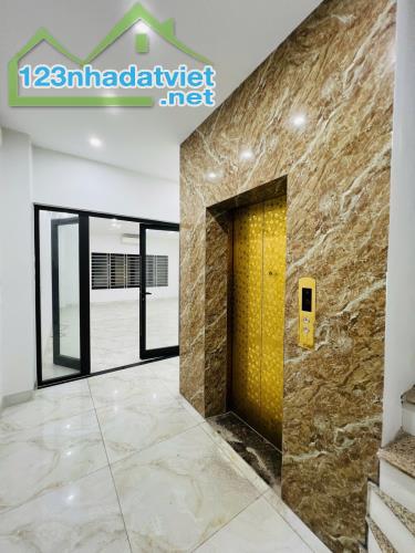 TÔN ĐỨC THẮNG - ĐỐNG ĐA - 70M2- THANG MÁY- SỔ A4- VĂN PHÒNG CÔNG TY  - HƠN 15 TỶ