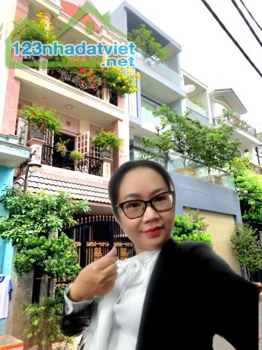 BÁN NHÀ KHU PHÂN LÔ TÂN SƠN NHÌ-120M- 5.2X23M- 4 TẦNG- NHÀ NGON LÀNH- 15.X TỶ - 4