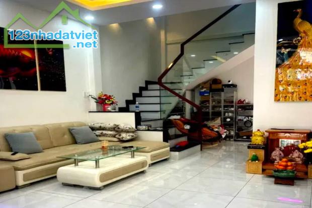 Bán nhà Lê Lai, Gò Vấp, 6m x 8.9m, 53.4 m², nhà đẹp, gần Phạm Văn Đồng - Giá 6.7 tỷ TL