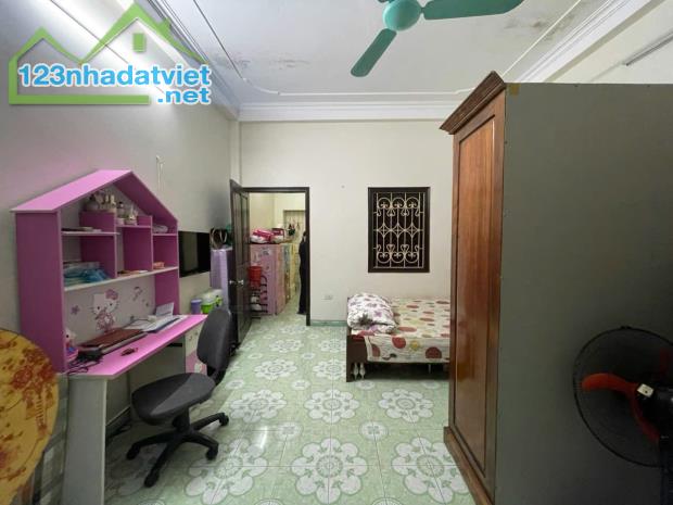 QUÁ HỜI! NHÀ ĐẸP TRƯƠNG ĐỊNH CÁCH MẤY NHÀ RA PHỐ, Ô TÔ VÀO NHÀ, GIÁ HƠN 9 TỶ RƯỠI - 2