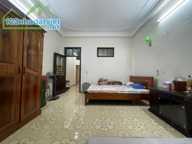 QUÁ HỜI! NHÀ ĐẸP TRƯƠNG ĐỊNH CÁCH MẤY NHÀ RA PHỐ, Ô TÔ VÀO NHÀ, GIÁ HƠN 9 TỶ RƯỠI - 1