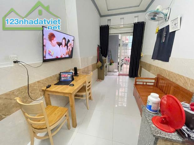 Hiếm, MẶT TỀN KINH DOANH, Ô TÔ ĐỖ CỬA,  Quận 7- 36m2 - 2 tầng -3.89 TỶ - 1