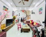 QUÁ HỜI! NHÀ ĐẸP TRƯƠNG ĐỊNH CÁCH MẤY NHÀ RA PHỐ, Ô TÔ VÀO NHÀ, GIÁ HƠN 9 TỶ RƯỠI