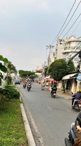 Mặt tiền view sông Mễ Cốc Q8 150m2 ngang 4 nở hậu có dòng tiền 10tr/th, giá nhỉnh 10 tỷ TL - 5