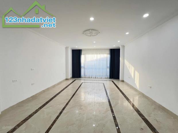 Bán Tòa VP 8 Tầng Số 18 Nguyễn Cơ Thạch - Mỹ Đình 2 - 106m2 Mt 6m Thang Máy Vỉa Hè 4m KD - 1