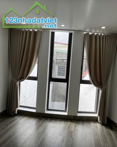 Bán Nhà Phố Cấm, Gia Viên, Ngô Quyền .2,1tỷ, 3 tầng ,64 m2. - 1