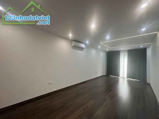 Nhà Tây Hồ 50m2 x 6 tầng, ô tô vào nhà, thang máy, ngõ thông, thoáng sáng. - 1