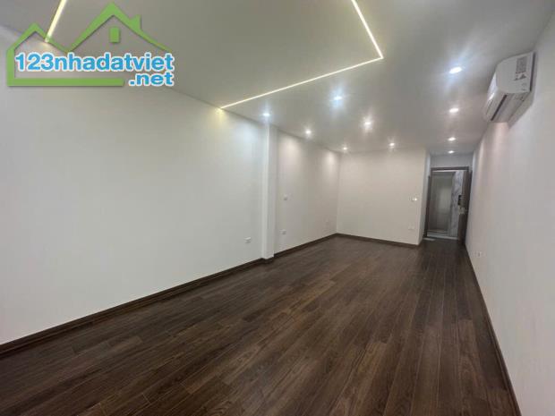 Nhà Tây Hồ 50m2 x 6 tầng, ô tô vào nhà, thang máy, ngõ thông, thoáng sáng. - 2