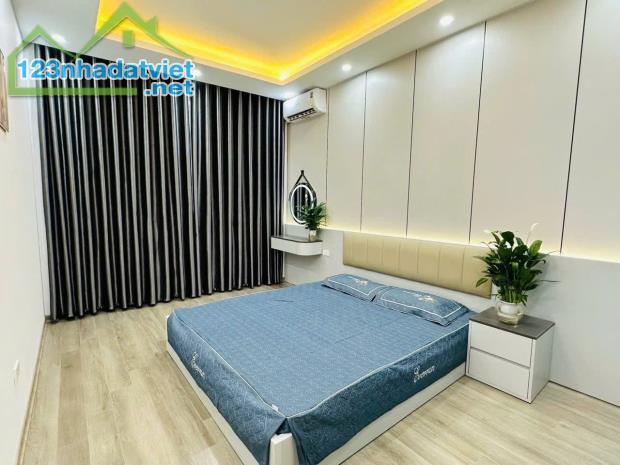 Minh khai – 30 m2 5 Tầng - GẦN PHỐ - NHÀ ĐẸP VỀ Ở NGAY - GẦN Ô TÔ TRÁNH, Nhỉnh 5 Tỷ. - 2